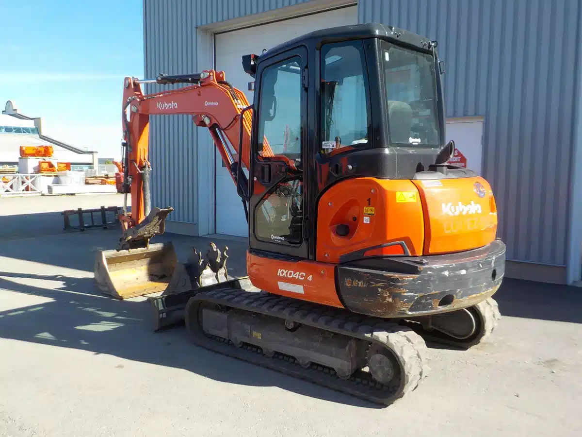 Gallery image 2 for Used 2022 Kubota KX040-4 Excavator