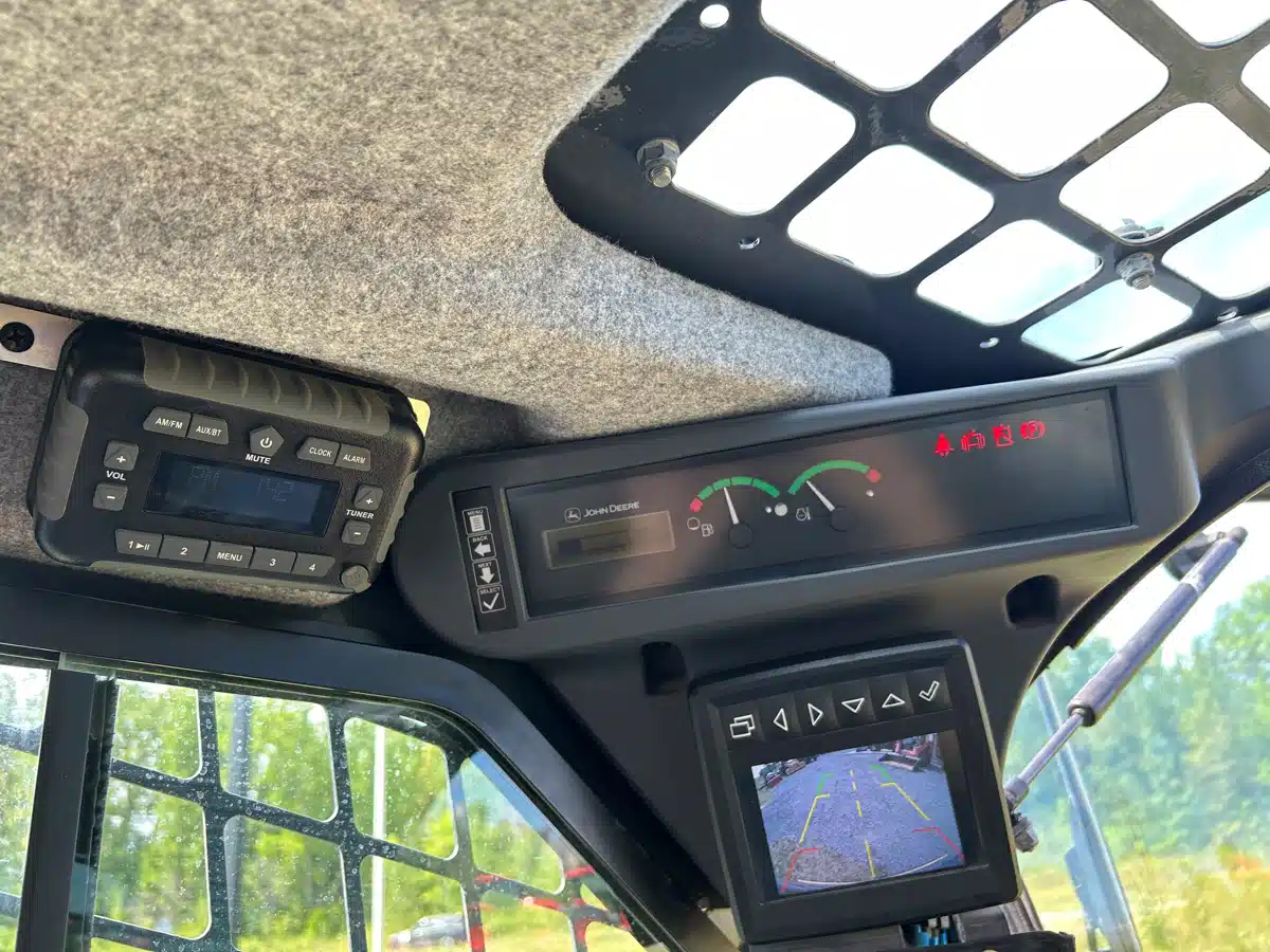 Gallery image 2 for 2023 John Deere 333G Track Loader