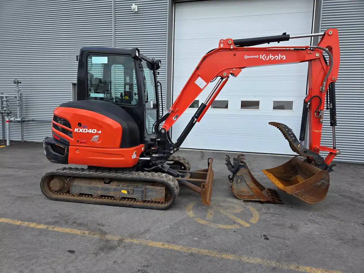 Gallery image 1 for 2023 Kubota KX040-4 Excavator