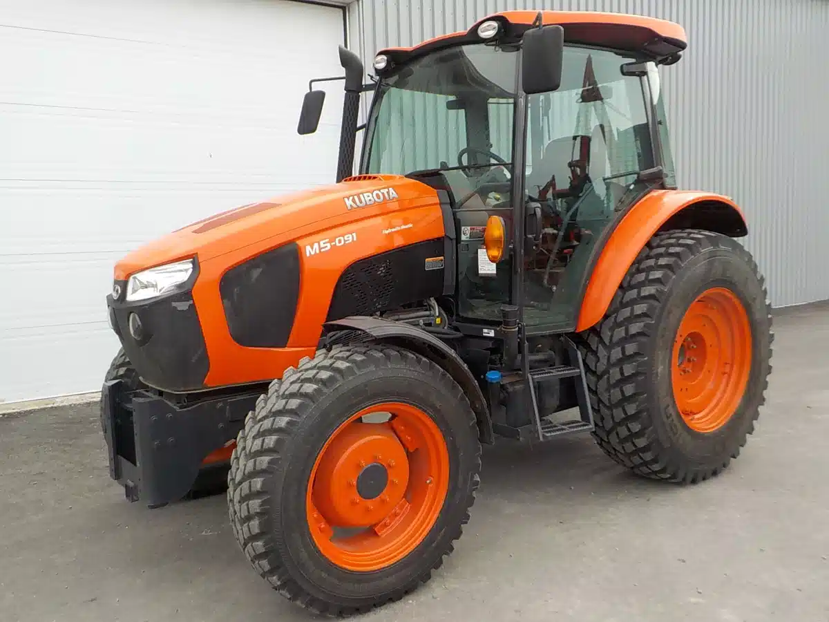 Gallery image 1 for Used 2018 Kubota M5-091 Tractor