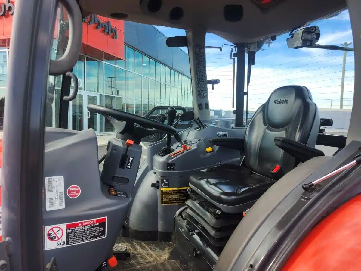 Gallery image 2 for 2017 Kubota L6060 Tractor