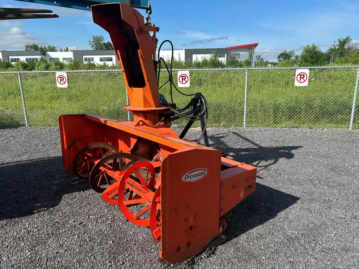 Used 2016 Pronovost P860-92 Attachment
