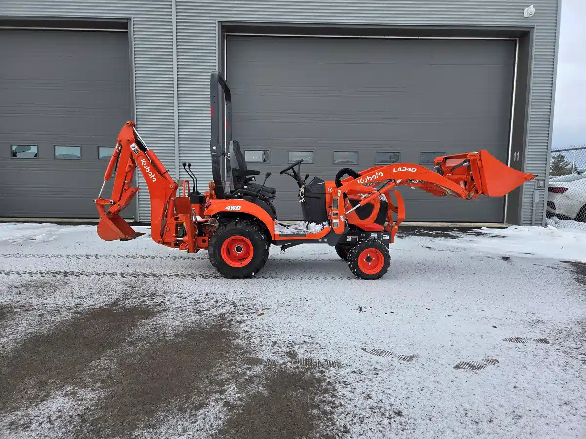 Gallery image 2 for Used 2024 Kubota BX23S Tractor