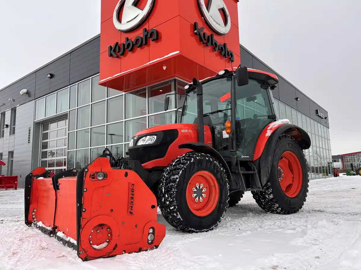 Used 2022 Kubota M4D-071 Tractor
