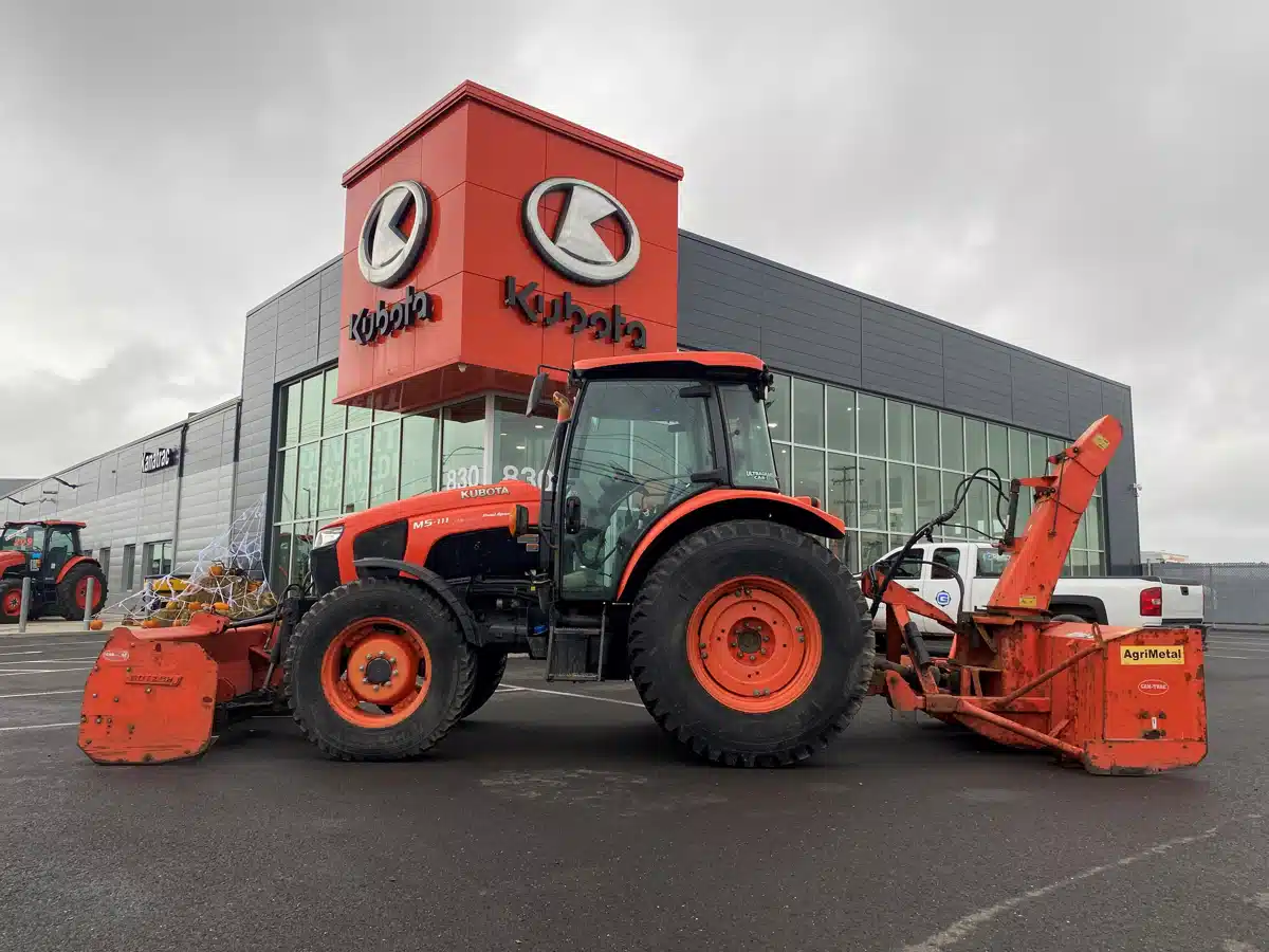 Used 2019 Kubota M5-111 Tractor