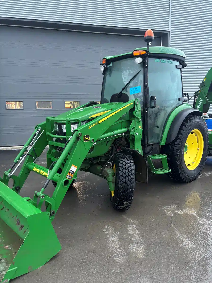 Gallery image 1 for 2023 John Deere 4066R Tractor