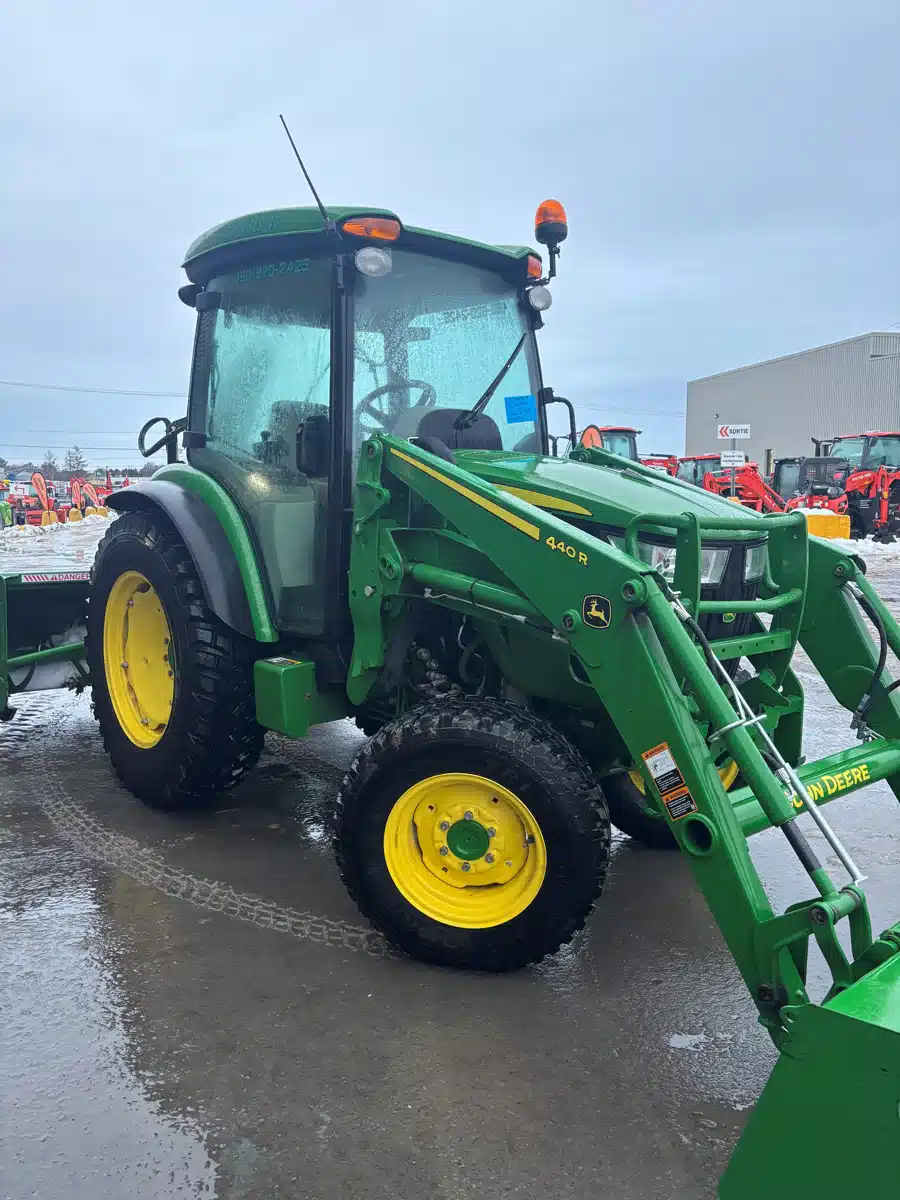 Gallery image 2 for 2023 John Deere 4066R Tractor