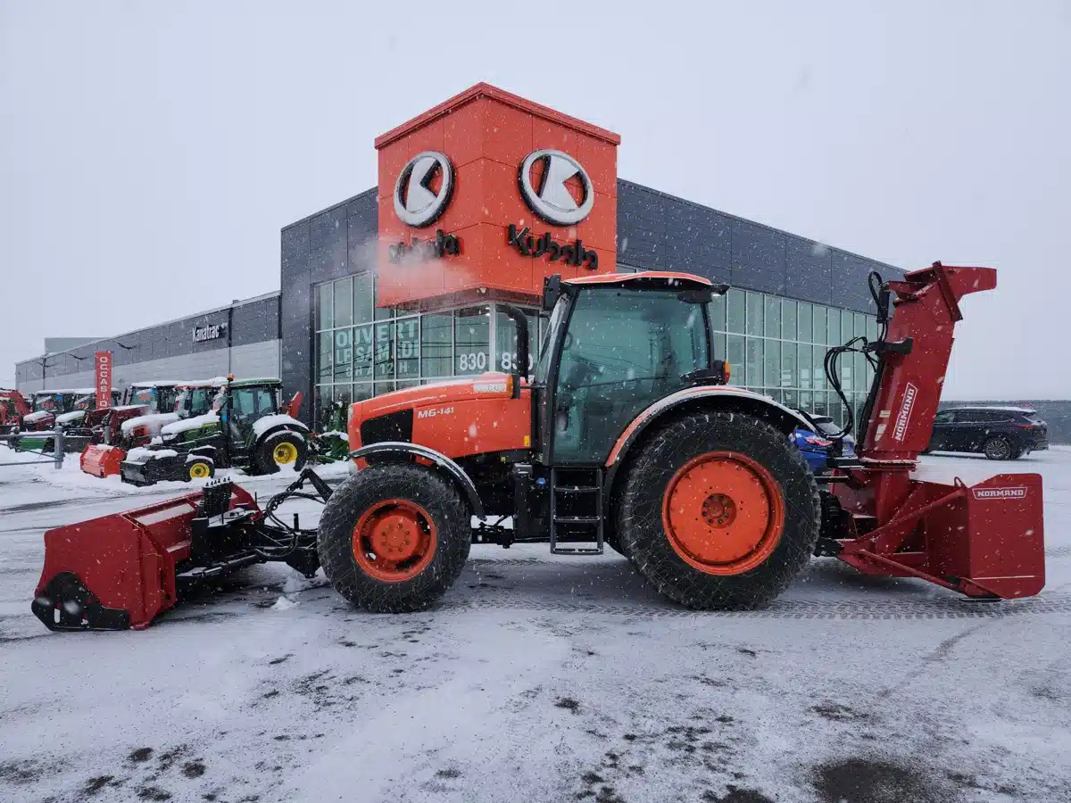 Gallery image 2 for 2019 Kubota M6-141 Tractor