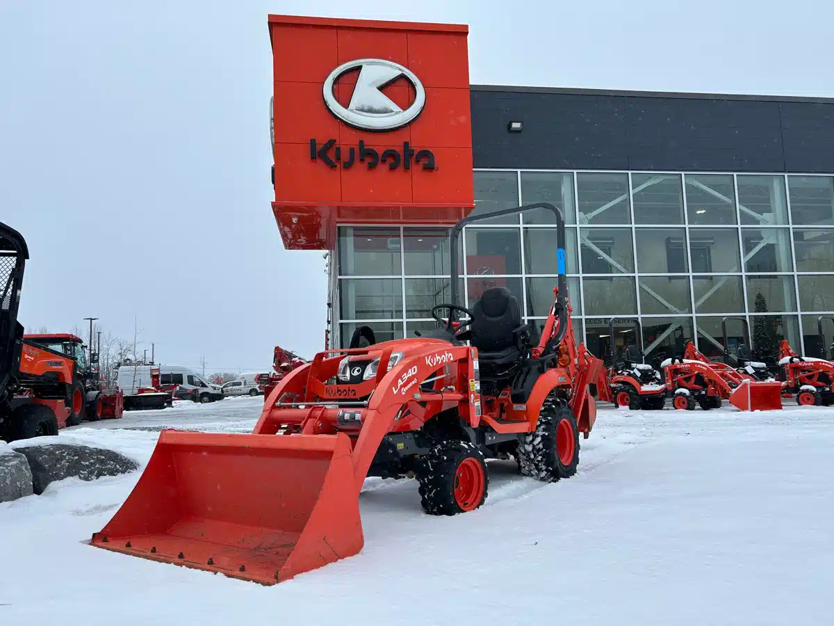 2022 Kubota BX23S Tractor