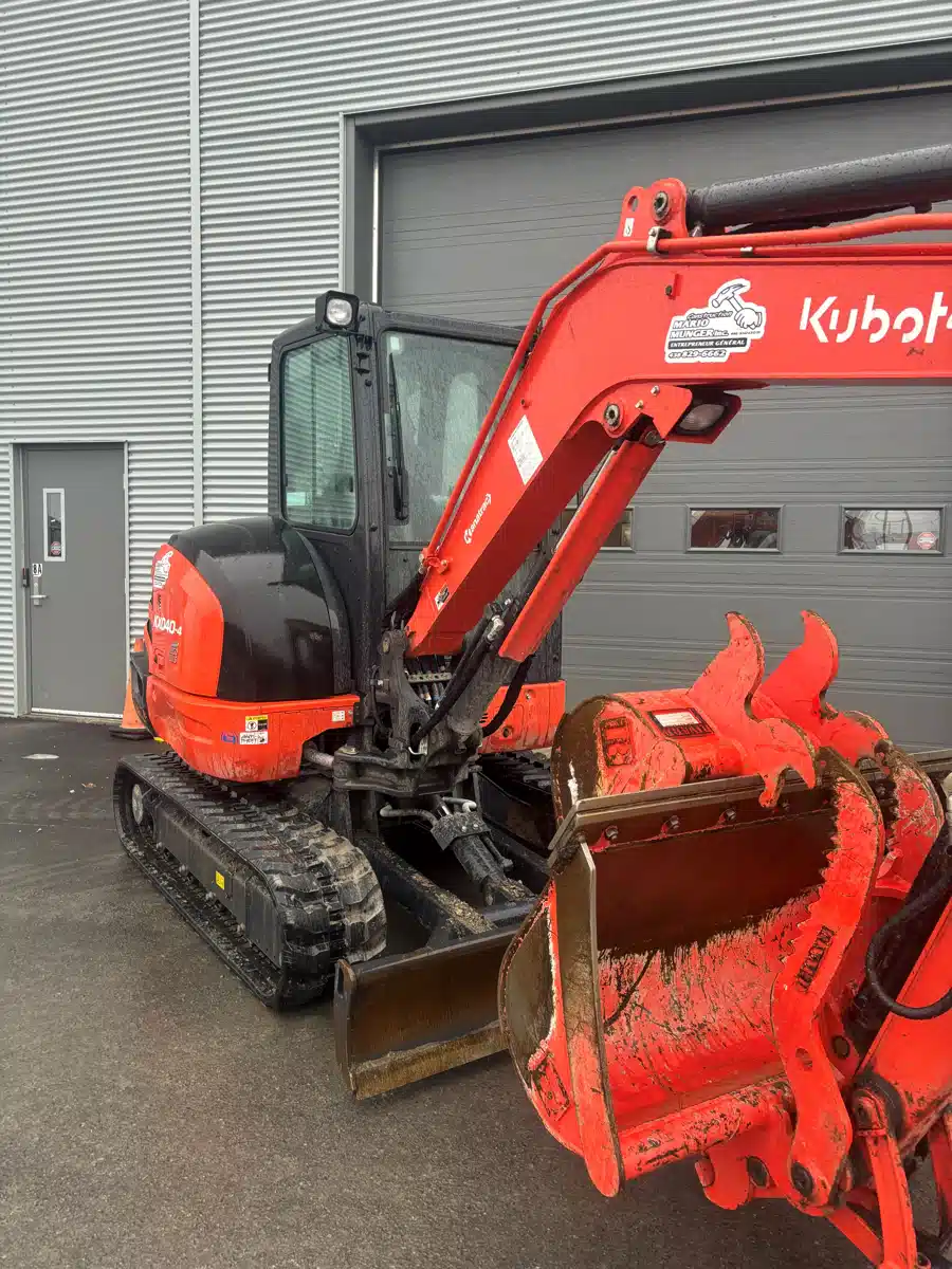 Gallery image 1 for 2024 Kubota KX040-4 Excavator