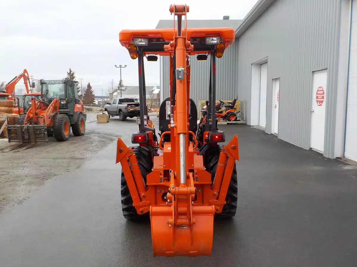 Gallery image 2 for 2025 Kubota B26TLB Attachment