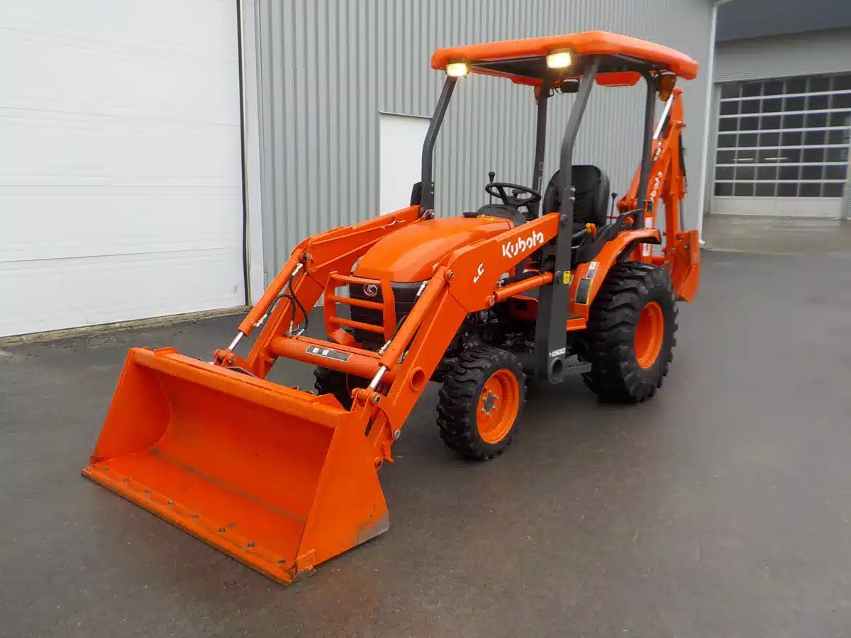 2025 Kubota B26TLB Attachment