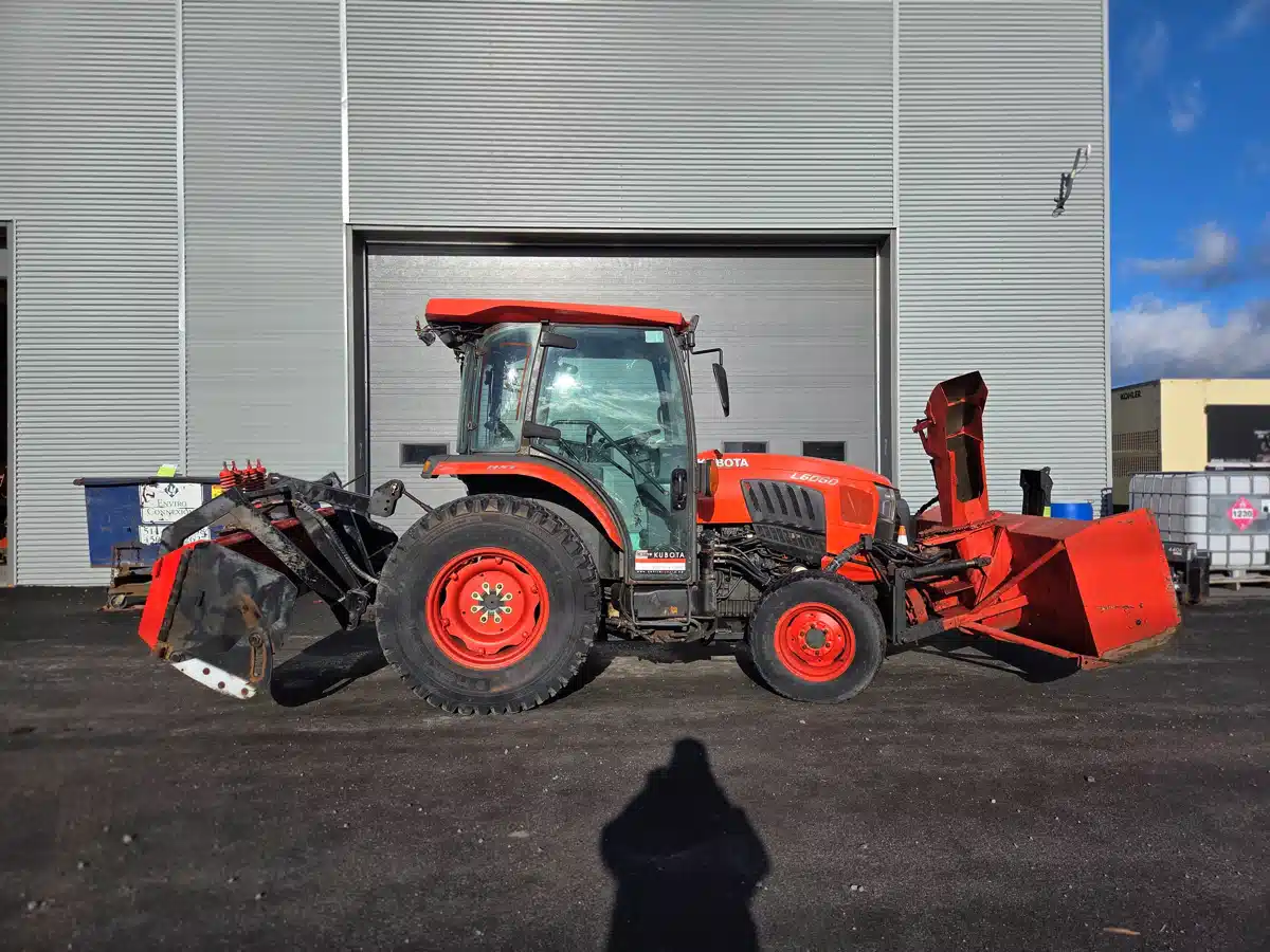 2017 Kubota L6060 Tractor