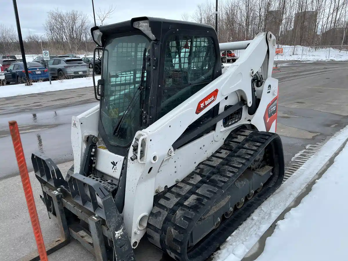 Gallery image 2 for 2024 Bobcat T770 Track Loader