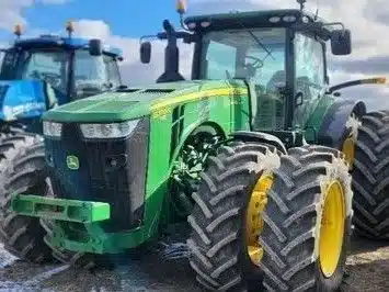 Gallery image 1 for Used 2016 John Deere 8370R Tractor