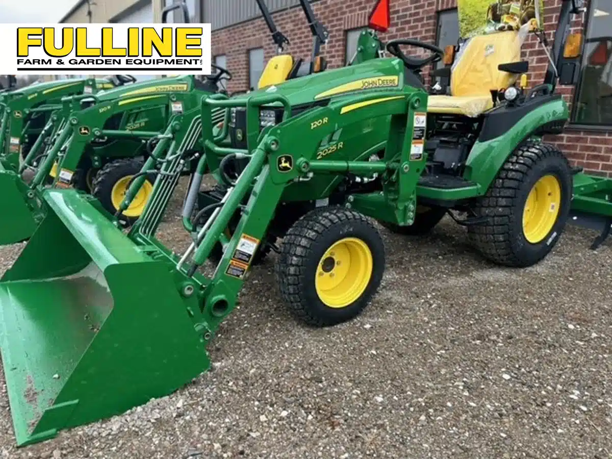 Gallery image 1 for Used 2024 John Deere 2025R Tractor