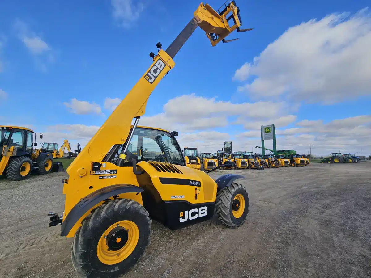Gallery image 2 for Used 2023 JCB 532-60 TeleHandler
