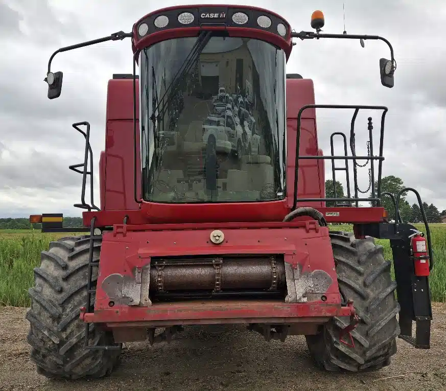 Gallery image 2 for Used 2009 Case IH 5088 Combine