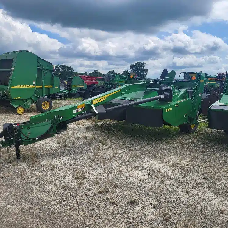 Gallery image 1 for Used 2023 John Deere S300 Mower Conditioner