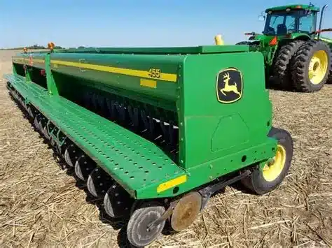 Gallery image 1 for Used 2009 John Deere 455 Drill