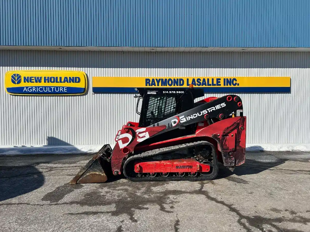 Gallery image 1 for Used 2023 Manitou 3200V Track Loader