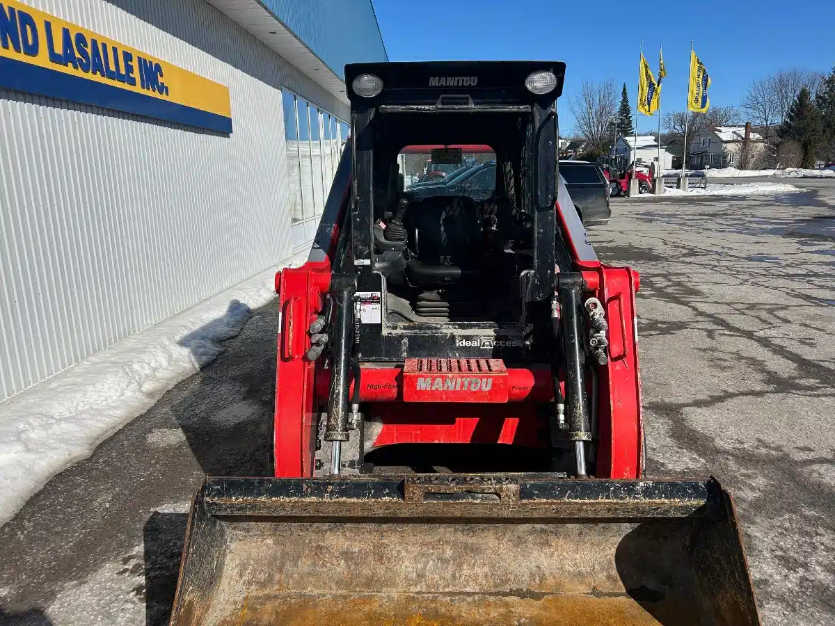 Photo de la Galerie 2 pour 2023 Manitou 3200V Chargeur sur chenilles