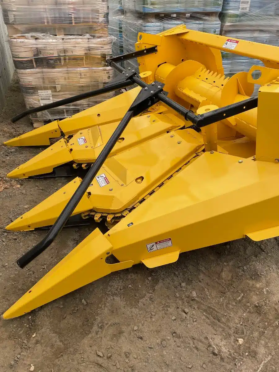 Gallery image 1 for New 2022 New Holland 3PN Header - Forage