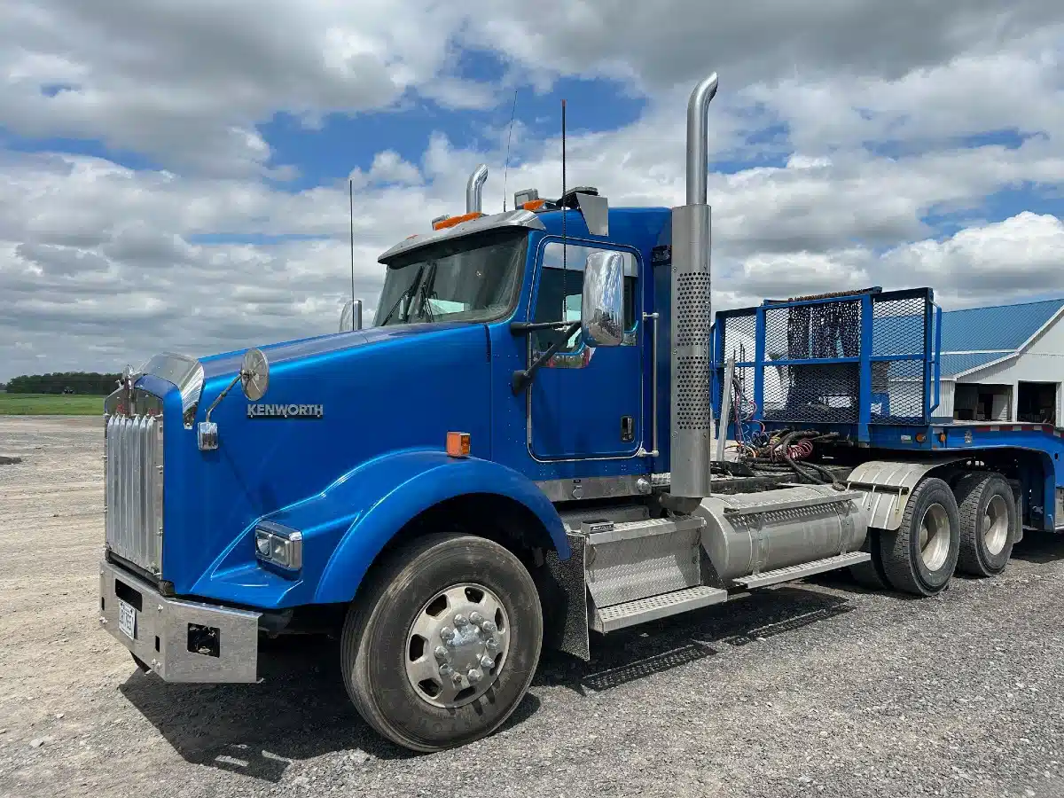 Gallery image 1 for Used 2014 Kenworth T800 Truck Flatbed