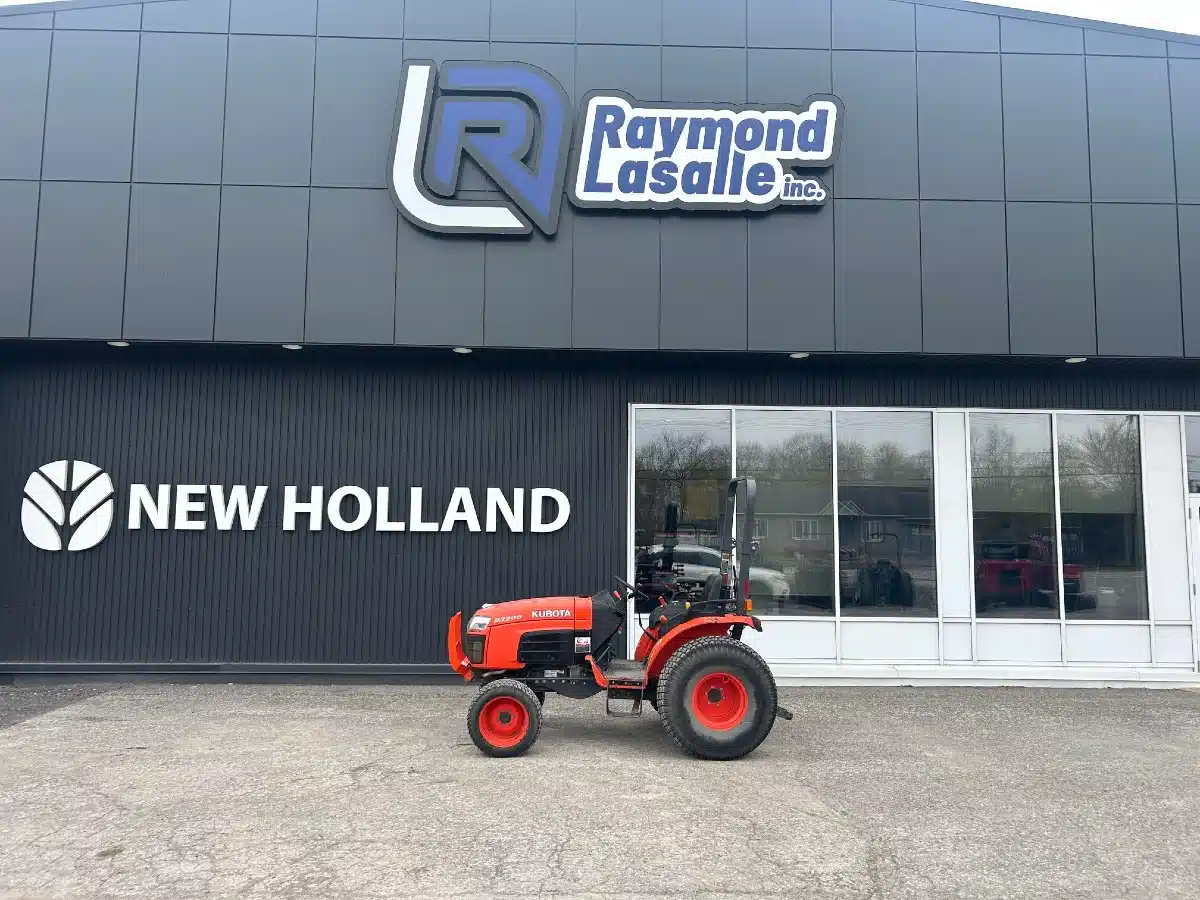 Photo de la Galerie 1 pour 2013 Kubota B3200 Tracteur
