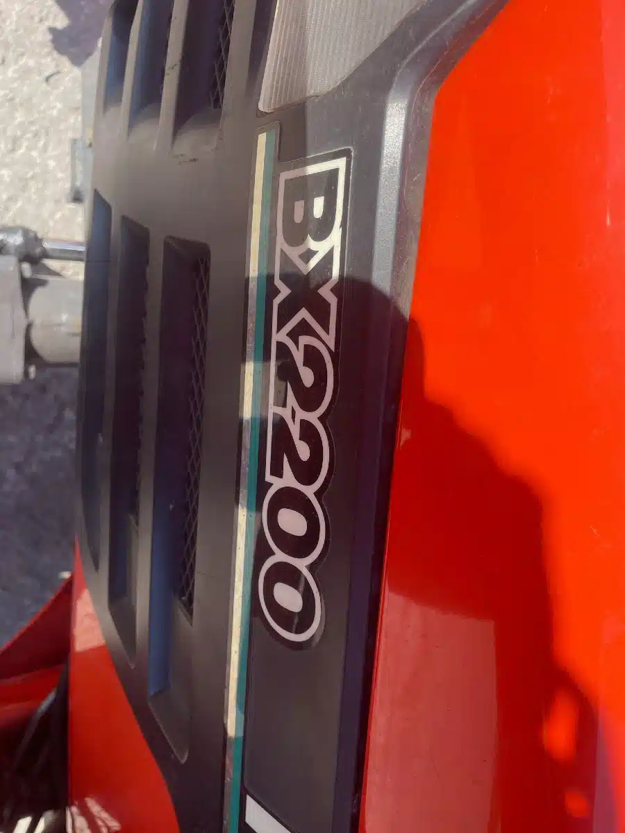 Gallery image 2 for Used 2001 Kubota BX2200 Tractor