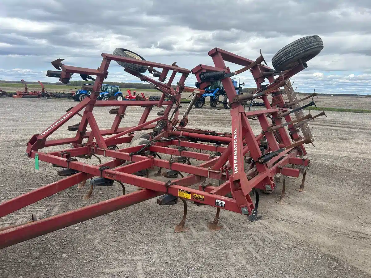 Photo de la Galerie 1 pour International 4500 Cultivateur