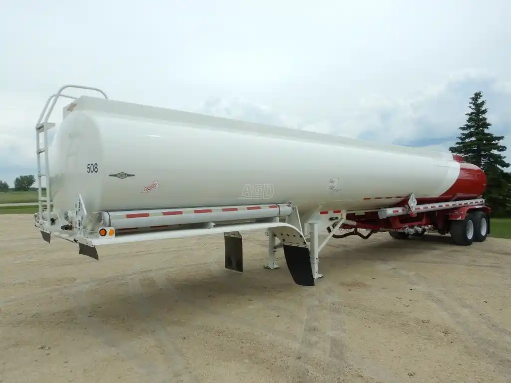 Used 2006 Beall 44ft Tandem Aluminum Trailer - Tanker