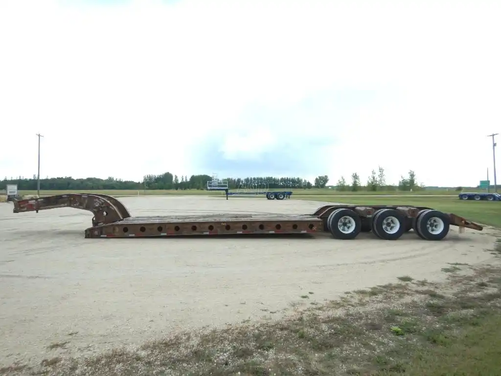 Gallery image 2 for Used 1994 Aspen 60ton Tridem RGN Trailer - Double Drop