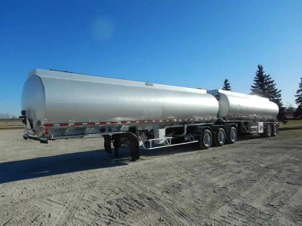 Gallery image 1 for Used 2004 Advance SUPER-B FUELER Trailer - Tanker
