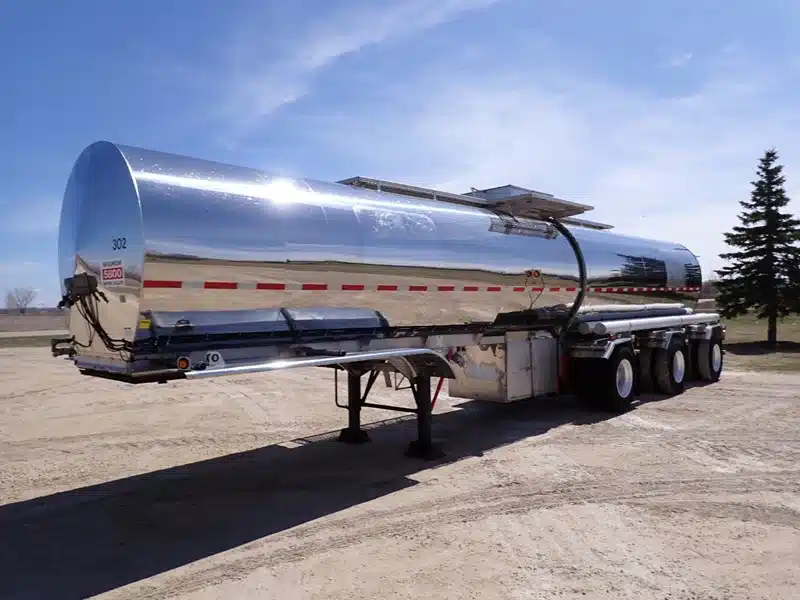 Used 1996 Krohnert SS Food Grade 7200USG Trailer - Tanker | AgDealer