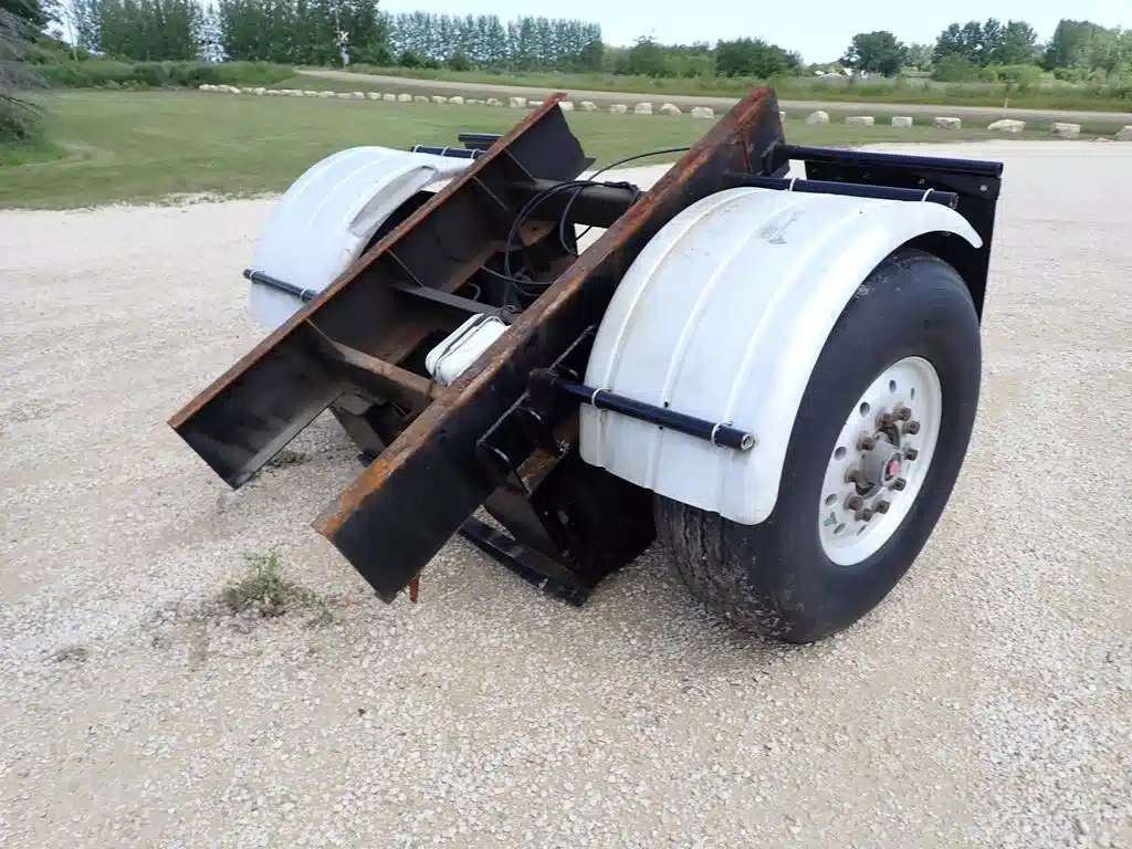 Gallery image 1 for Used 2006 SPIF Steerable Lift Axle Tires & Rims