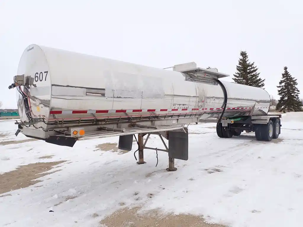 Gallery image 1 for 1996 Krohnert TANDEM STAINLESS Trailer - Tanker