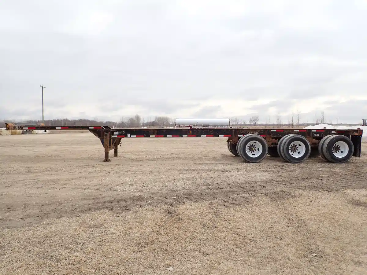 Gallery image 2 for Used 2002 Hyundai Ind 40FT Tridem Trailer - Container