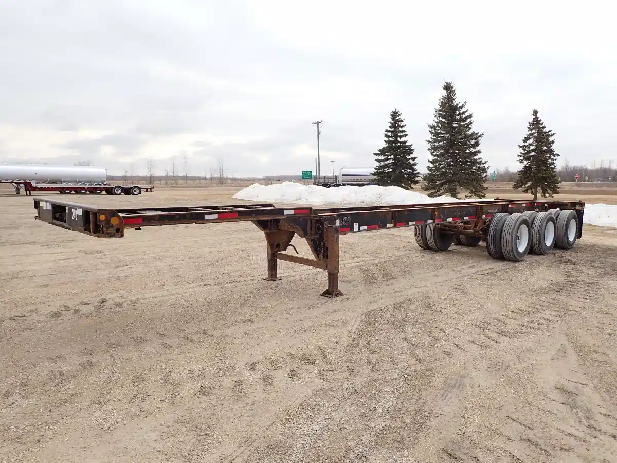 Gallery image 1 for Used 2002 Hyundai Ind 40FT Tridem Trailer - Container