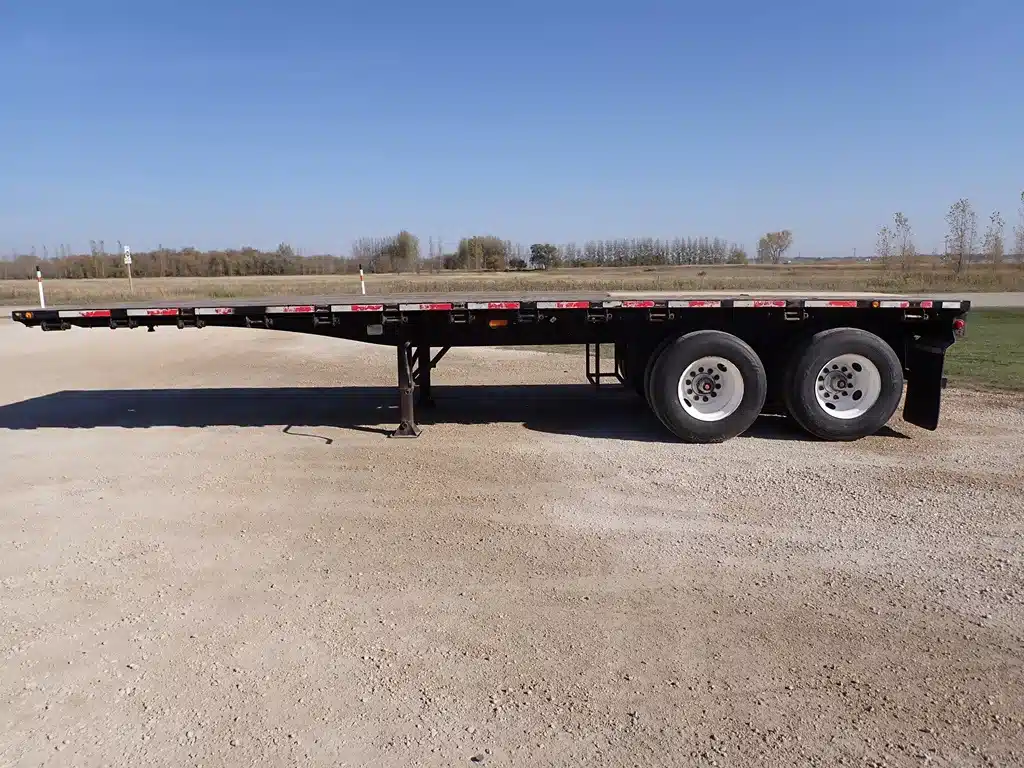Gallery image 2 for Used 2003 Doepker 28FT Tandem Pup Trailer - Flat Deck