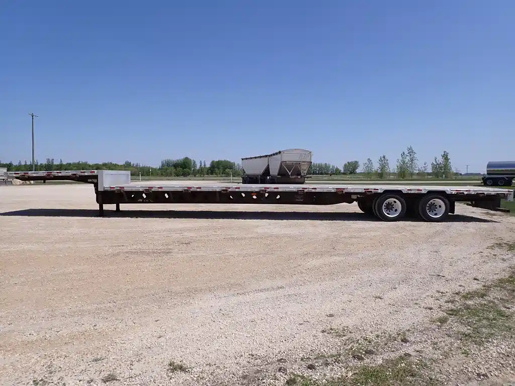 Gallery image 2 for Used 2012 Manac 53FT Tandem Trailer - Step Deck