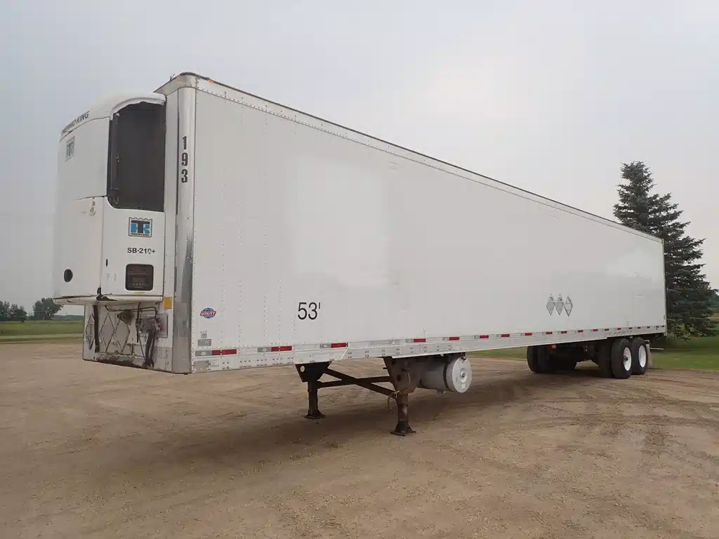 Gallery image 1 for Used 2011 Utility 53FT Reefer Trailer - Van