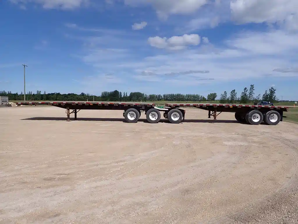 Gallery image 2 for Used 2013 Fontaine 32/28FT Super B UNAVAILABLE Trailer - Flat Deck