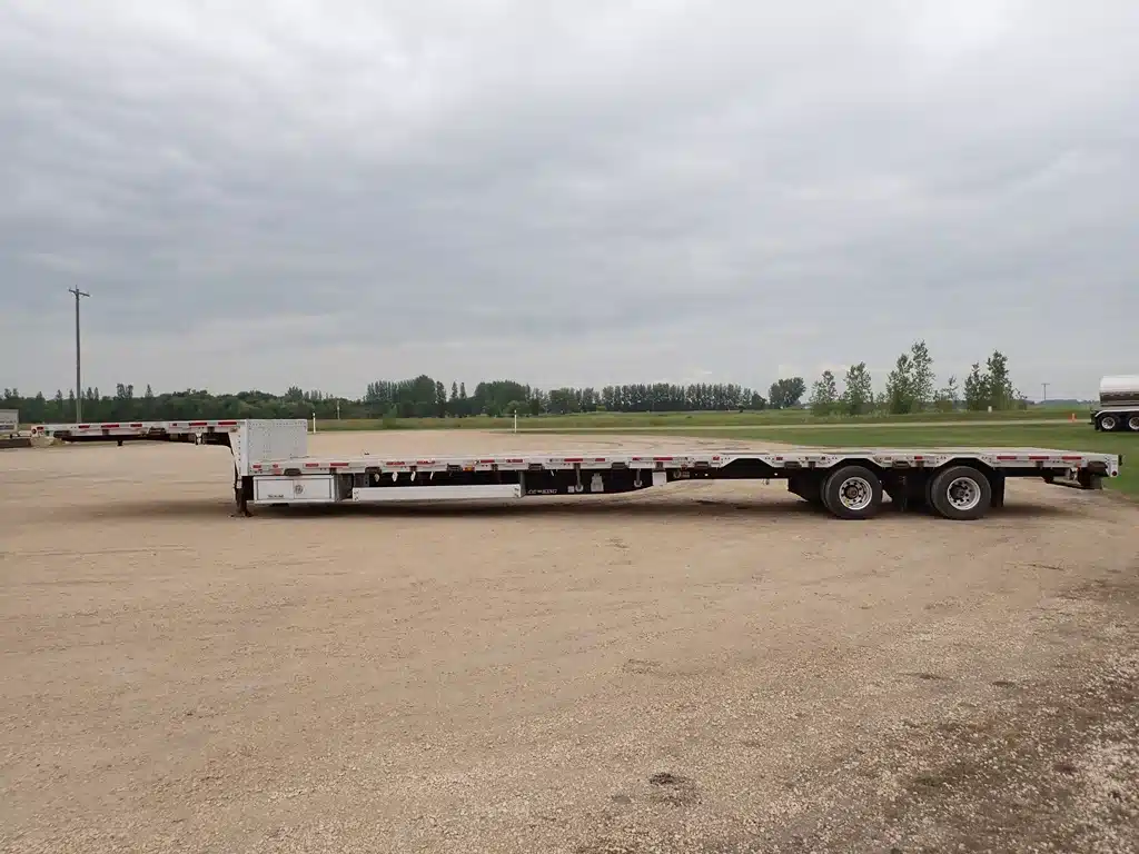 Gallery image 2 for Used 2014 Lode King 53FT Tandem Lo-Pro Aluminum Combo Trailer - Step Deck