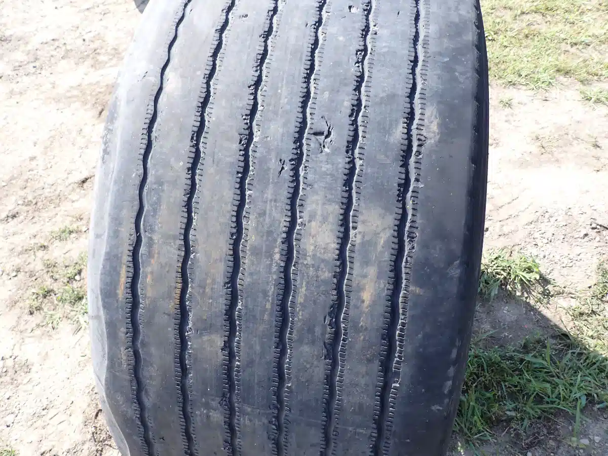 Gallery image 2 for Used Michelin 445/50R22.5 Super Single Tires & Rims