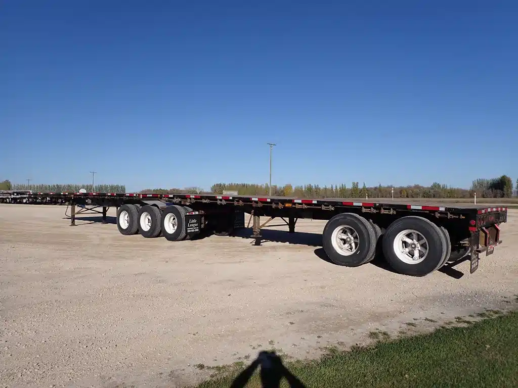 Gallery image 2 for Used 1995 Doepker 32FT/28FT Super B Trailer - Flat Deck