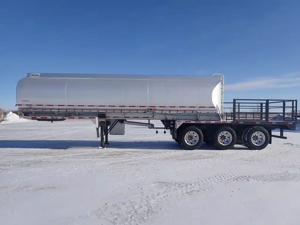 1997 Hutchinson TRIDEM ALUMINUM TANKER DECK Trailer - Tanker