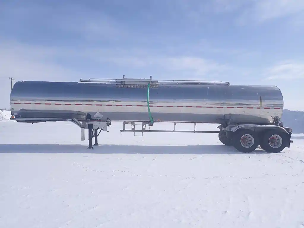 Gallery image 2 for 2001 Polar Tandem Stainless Trailer - Tanker