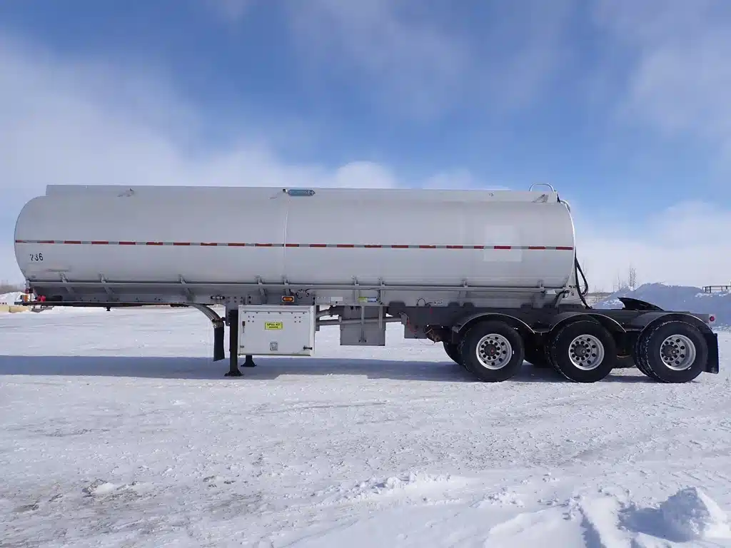 Gallery image 2 for 1997 Advance Super-B Tridem Lead Aluminum Trailer - Tanker