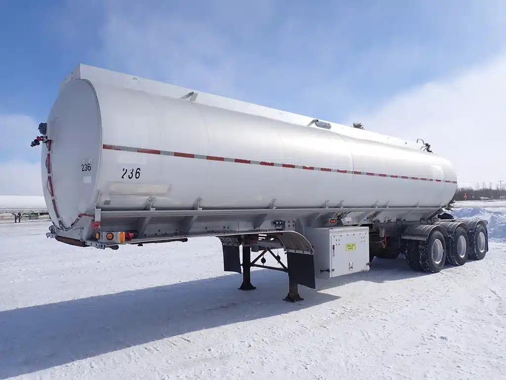 Gallery image 1 for 1997 Advance Super-B Tridem Lead Aluminum Trailer - Tanker